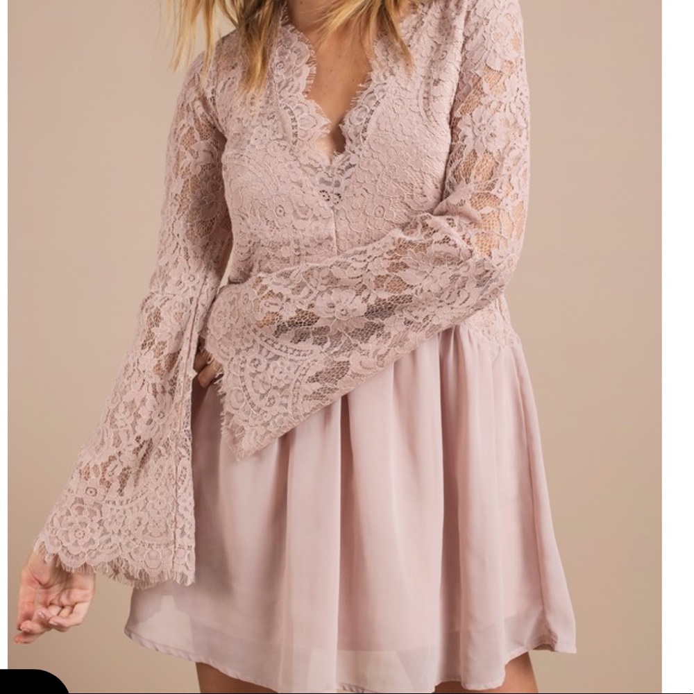 Wilma blush shift dress Tobi